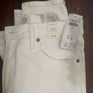 Abercrombie High Rise Super Skinny